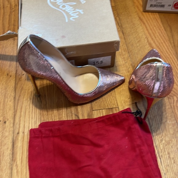 Gold So Kate Heels - Picture 4 of 6